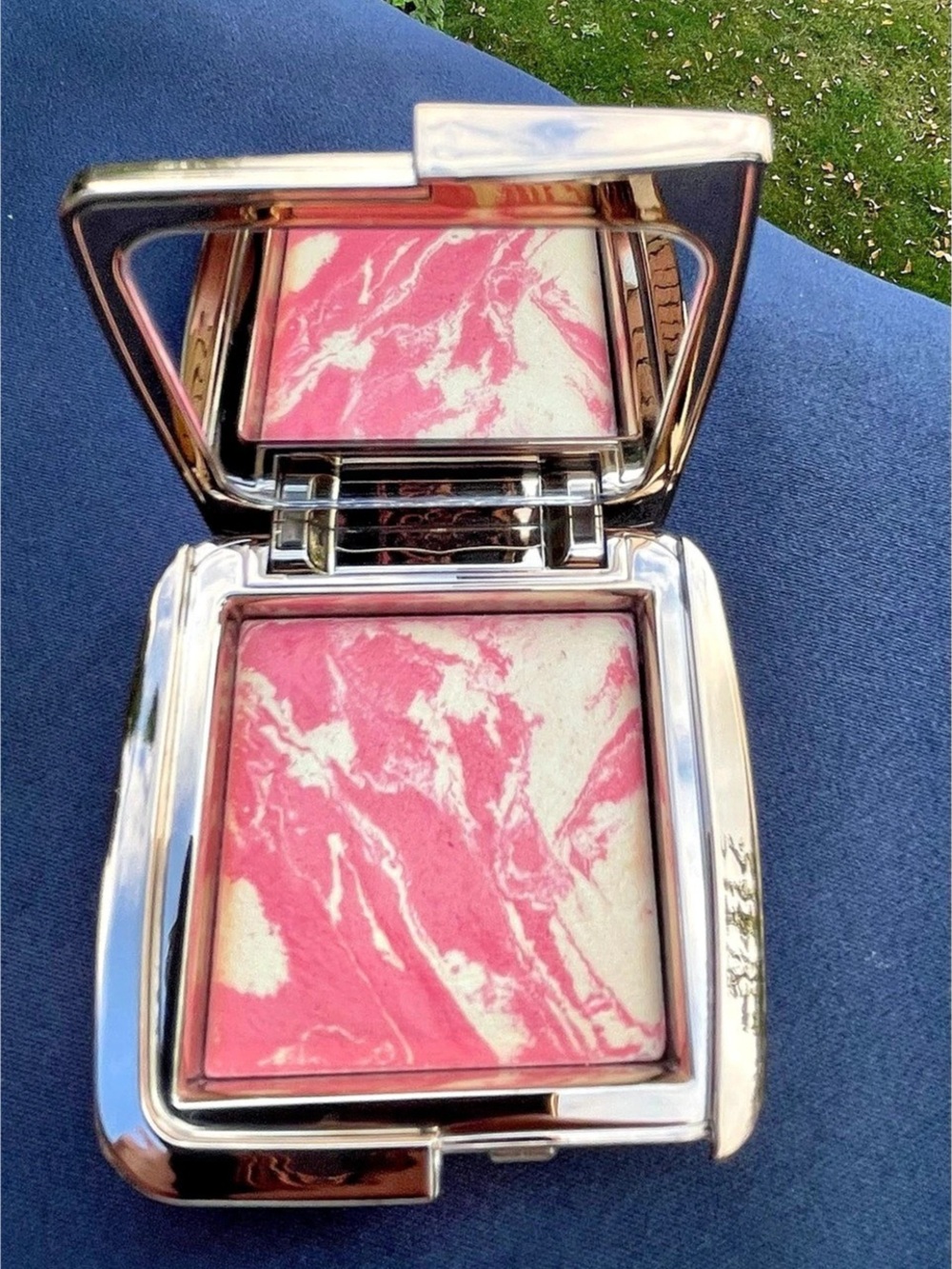 Hourglass Ambient Lighting Blush - Diffused Heat in Pink & Cream